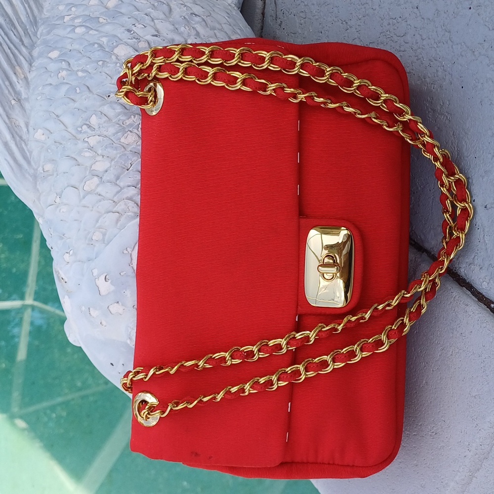 Love Moschino Logo Red Fabric Chain Strap Turnlock Bag Crossbody